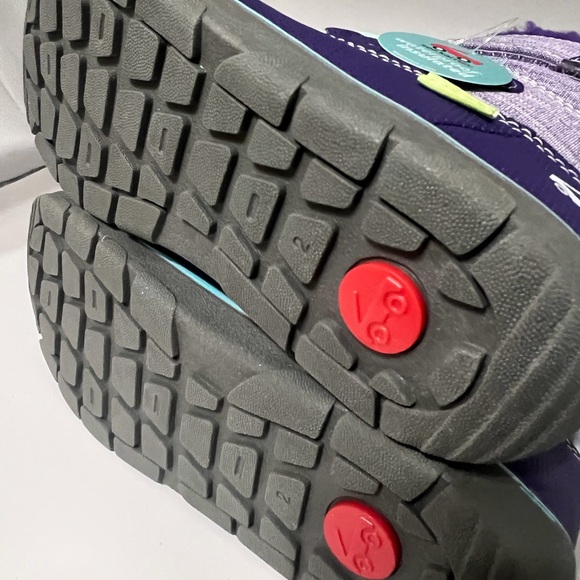 3M Thinsulate Purple and Green Kids Snow Boots - Picture 5 of 8